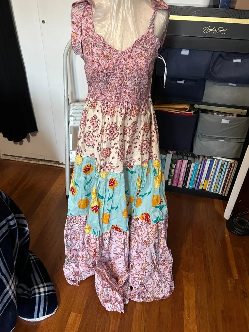 Nanette Lepore Pink & Cream Tiered Floral Maxi Dress size medium nwt - Picture 2 of 6